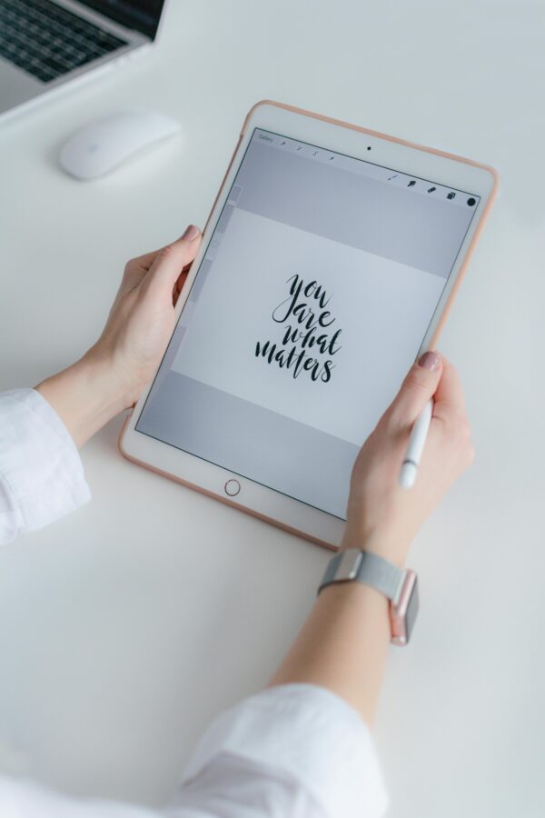 Apple iPad (10th Gen)